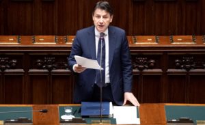 Giuseppe Conte sul Mes per l'Italia alla Camera dei Deputati