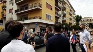 casapound minaccia raggi