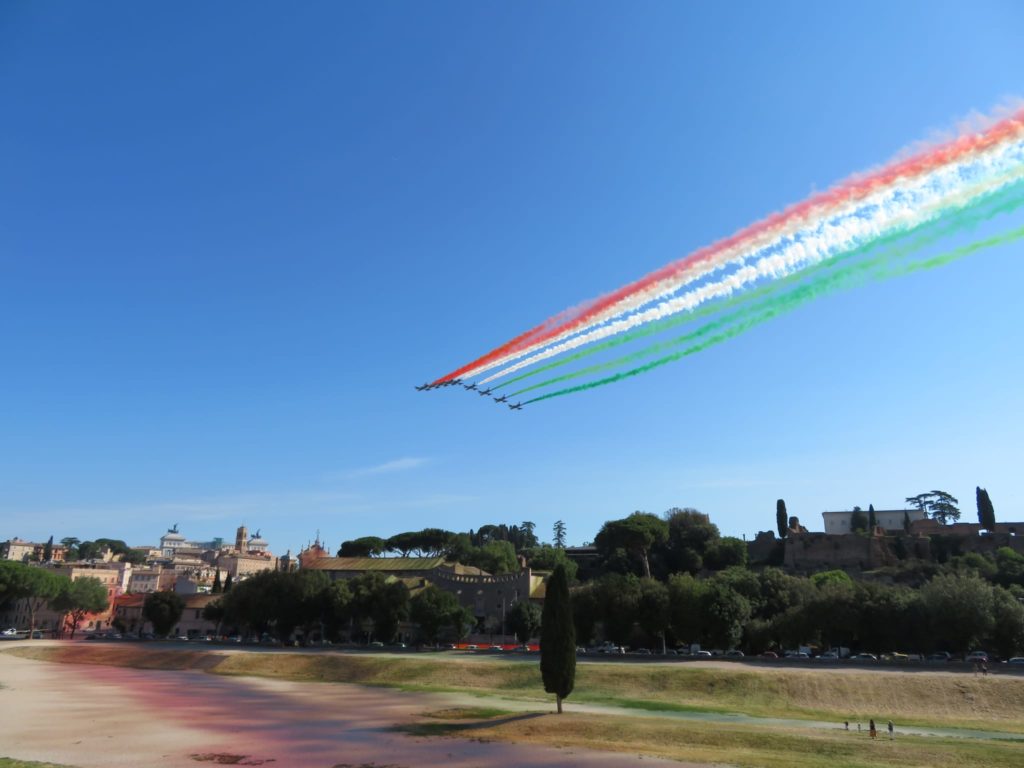 Anno 2020, gli italiani se ne vanno