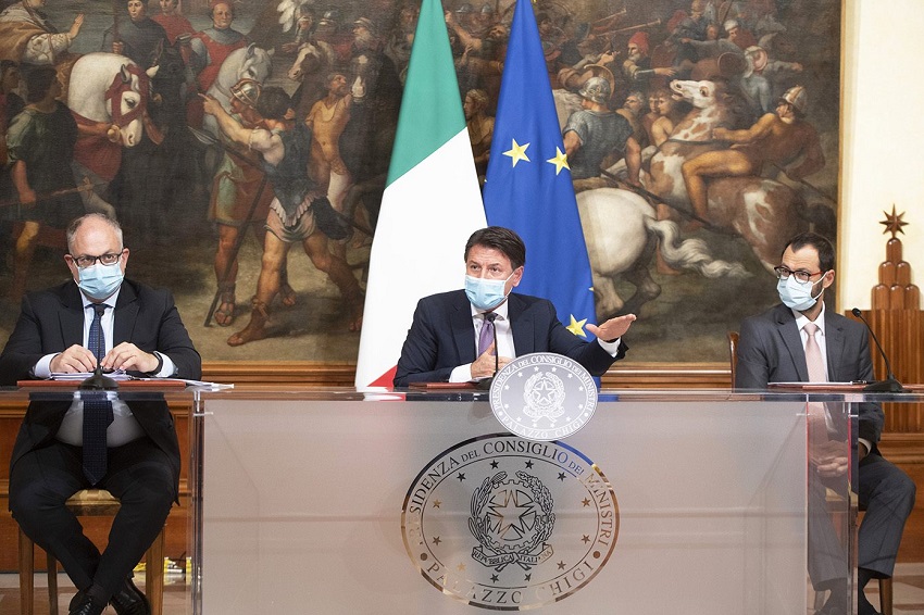 conte, gualtieri e patuanelli presentano il decreto ristori