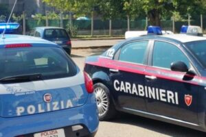 auto dei carabinieri e poliziotti