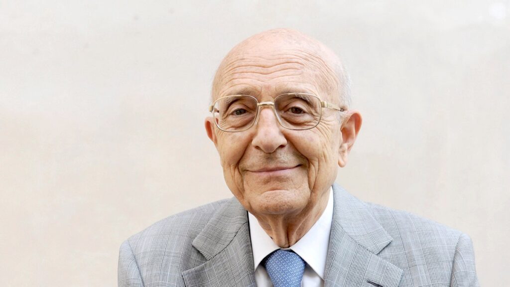sabino cassese