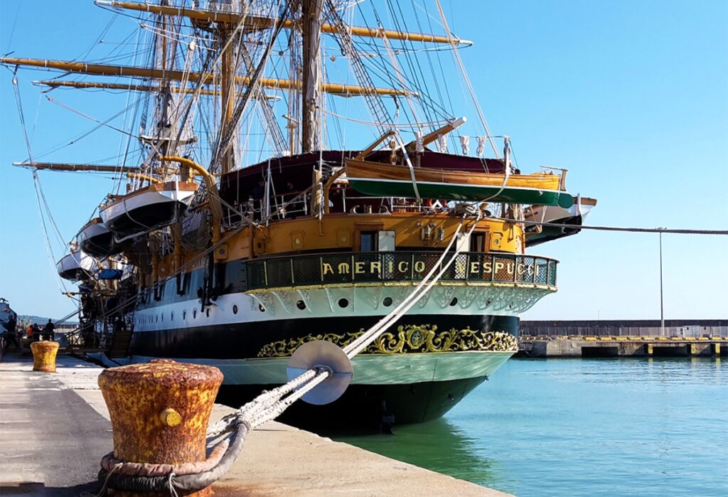 la nave amerigo vespucci