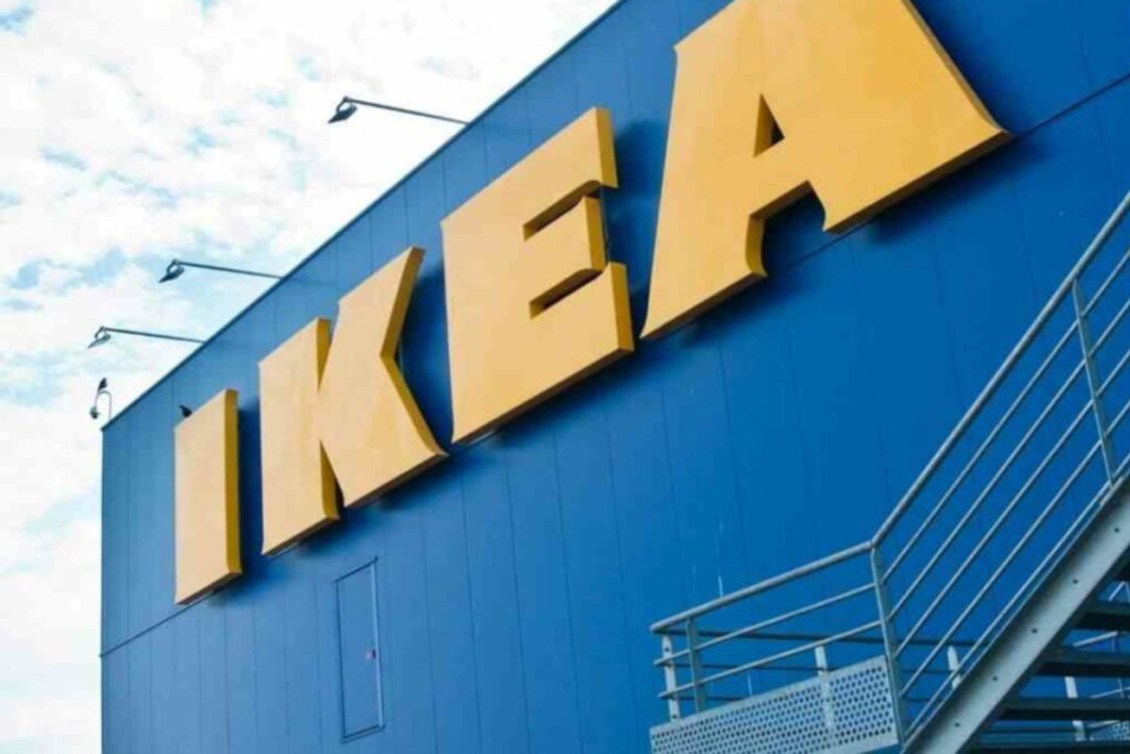 Ikea logo insegna