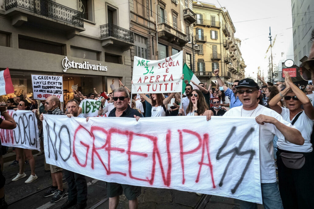 certificato verde, manifestazione no green pass a milano