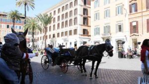 Piazza di Spagna di Roma, la botticella