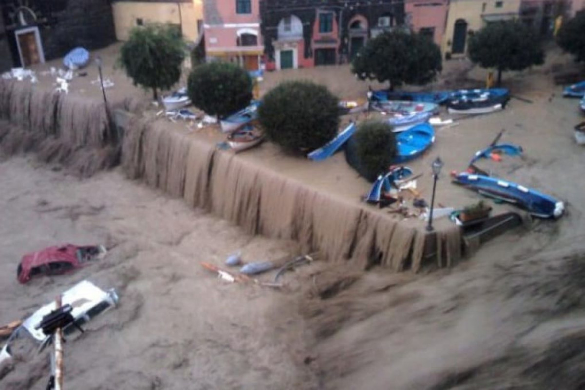 Alluvione a Varnazza in Liguria, alluvioni Italia