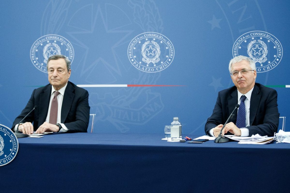 Il Premier Draghi e il Ministro dell'Economia Franco illustrano il Documento Programmatico di Bilancio 2022