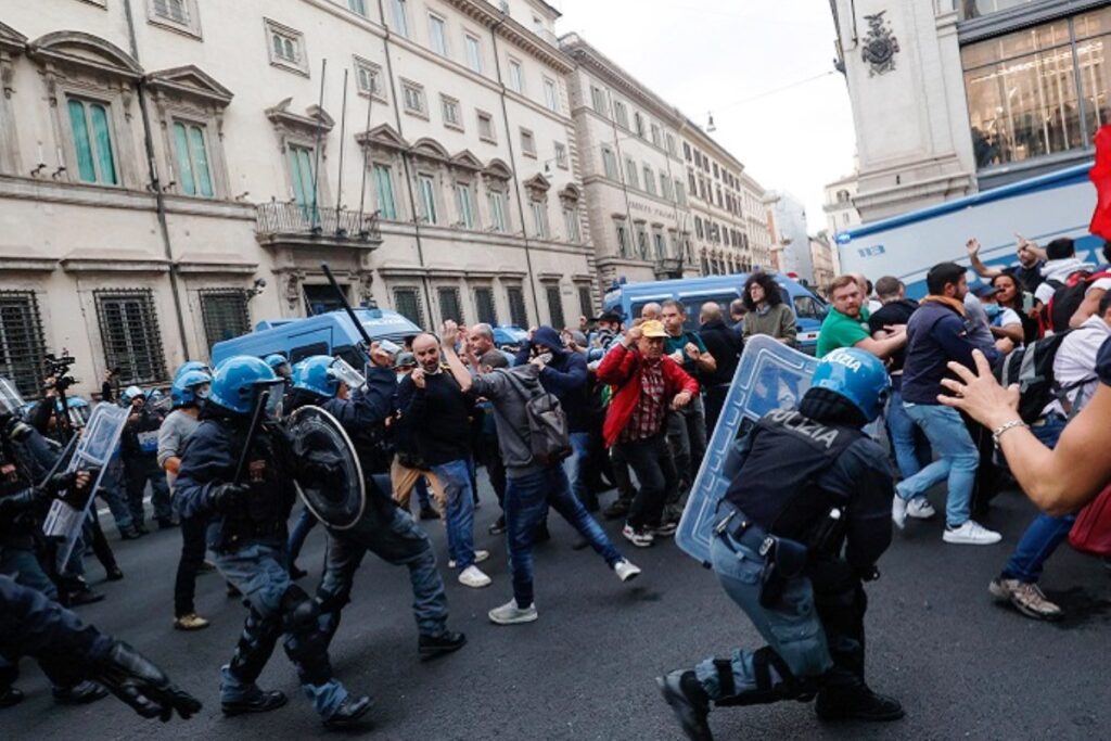 manifestazione no green pass a roma