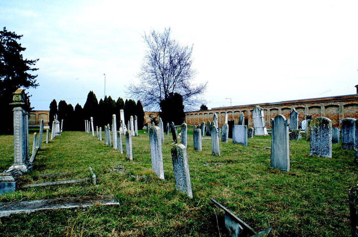 cimitero di Modena