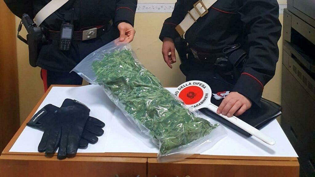 bamba della settimana, selfie con la marijuana