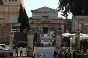 Cimitero Poggioreale a Napoli