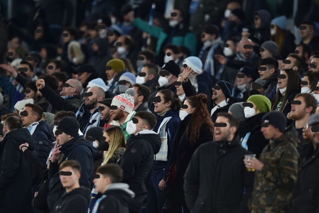 Tifosi allo stadio