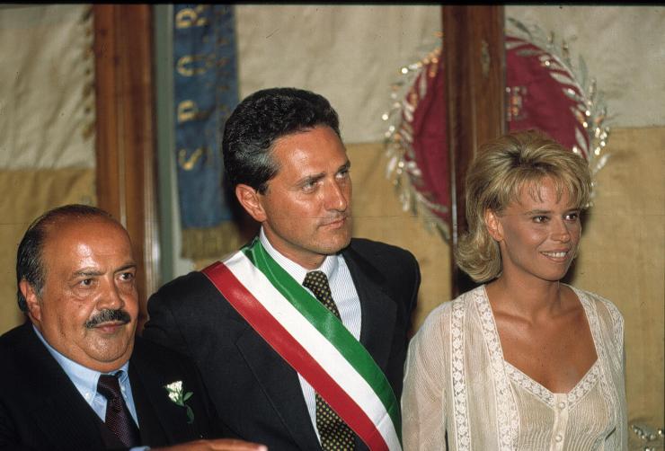 Maurizio Costanzo durante il matrimonio con Maria De Filippi