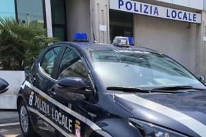 Volante Polizia Locale di Lecce