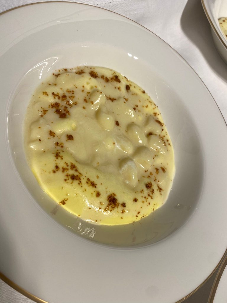 gnocchetti di ricotta e patate allo zafferano del ristorante vittorio a bergamo