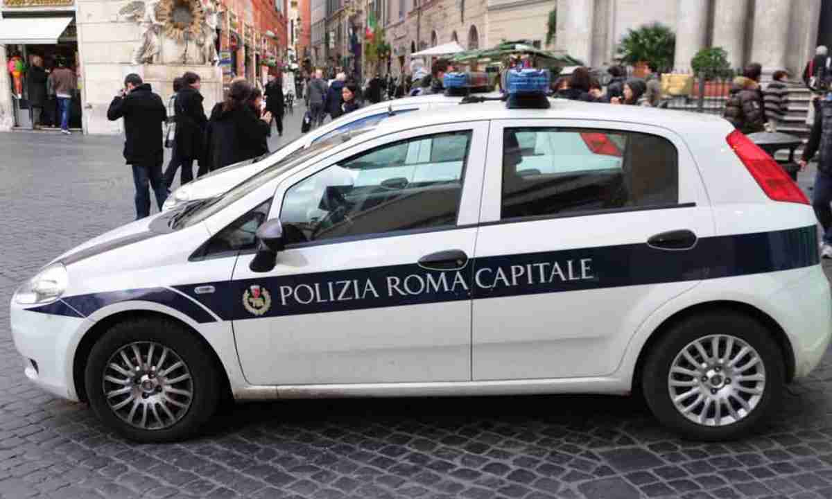 Auto della Polizia di Roma Capitale