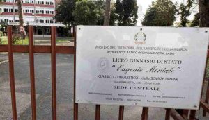 Ingresso del Liceo Montale di Roma