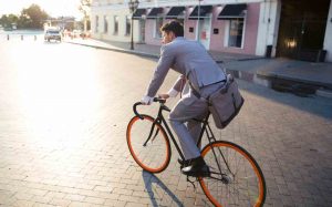 Ragazzo in bicicletta