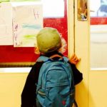 Bambino a scuola