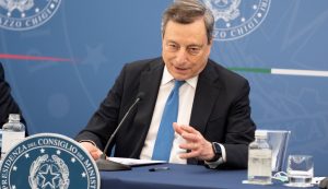 Il premier Mario Draghi in conferenza stampa