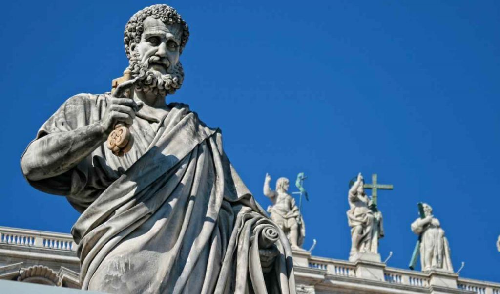 Basilica di San Pietro in Vaticano, statua di San Pietro