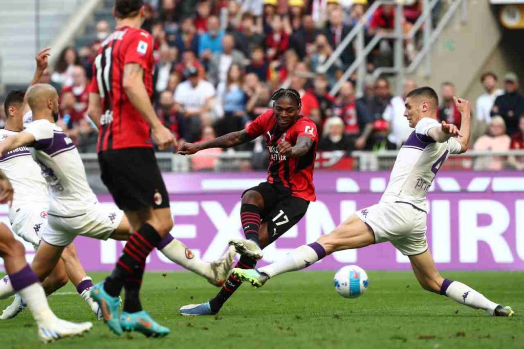 Serie A: Rafael Leao con il tiro della vittoria del Milan sulla Fiorentina