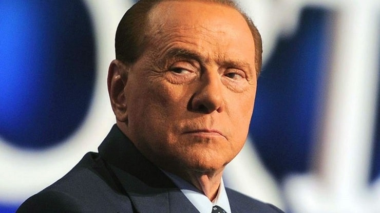 Silvio Berlusconi non convinto