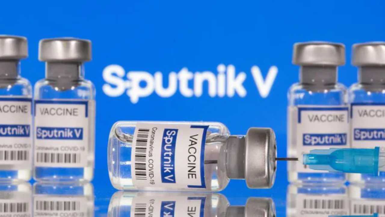 fiale di vaccino anti-covid sputnik