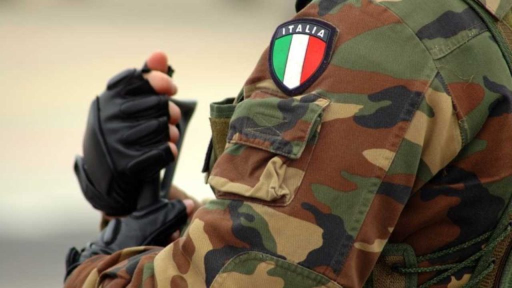 divisa militare