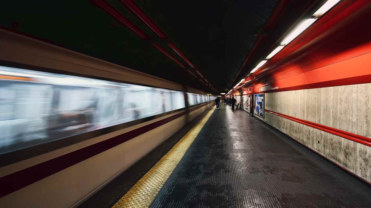 Un vagone dlella metropolitana di Roma