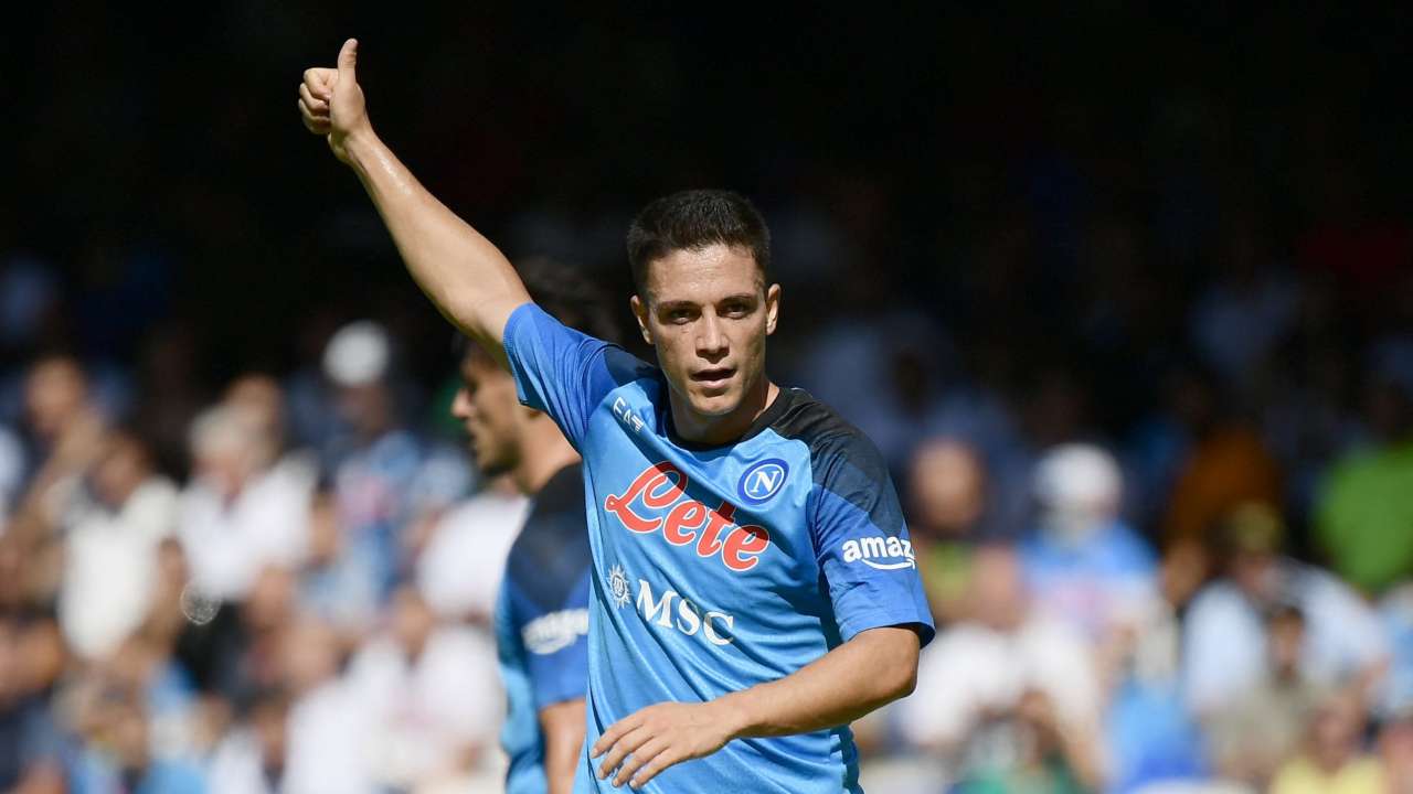 L'esultanza di Giacomo Raspadori: il Napoli vince per la quarta volta in questa Serie A