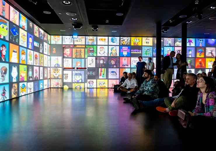 Meet Digital Culture Center a Milano, Mostra immersiva NFT