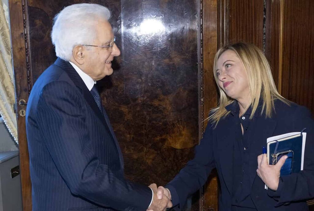 Sergio Mattarella e Giorgia Meloni, Governo Meloni