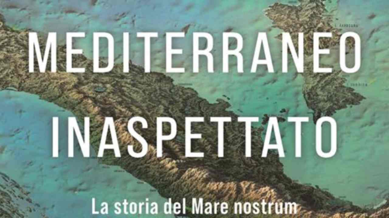 Copertina libro di Mario Tozzi "Mediterraneo Inaspettato"