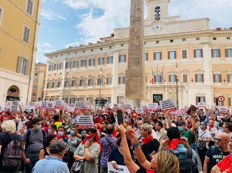 Manifestazione #restiamoliberi contro il ddl Zan nel luglio 2020 a Roma