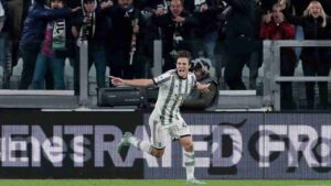 L'esultanza di Nicolo Fagioli: in Serie A la Juventus vince il derby d'Italia