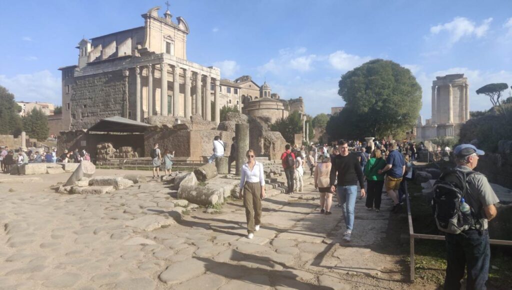 Foro Romano (Parco Archeologico del Colosseo)