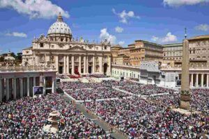 Città del Vaticano, 19/05/2013. La Santa Messa di Pentecoste nella giornata dei movimenti religiosi