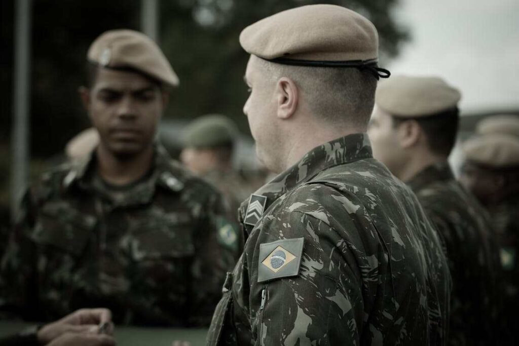 Alcuni soldati dell'esercito brasiliano