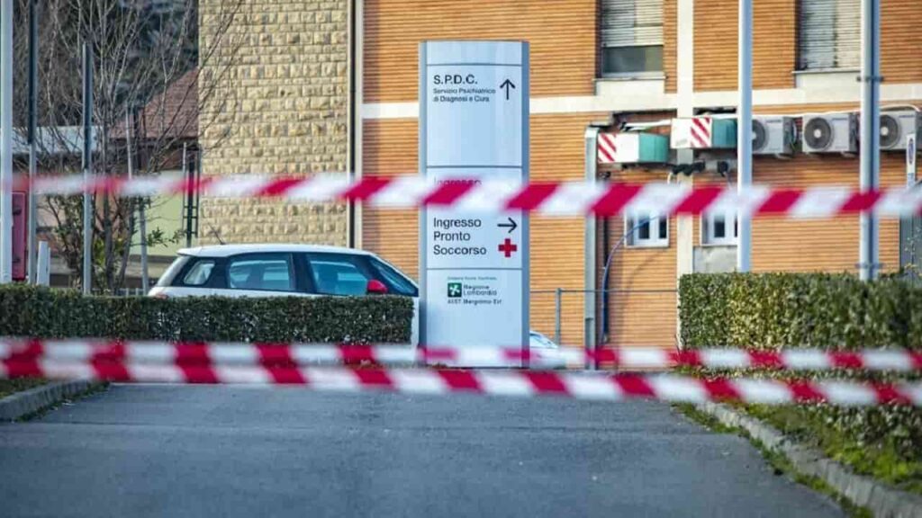 Il pronto soccorso di Alzano dopo l'inizio del lockdown nel marzo 2020, inchiesta sul Covid