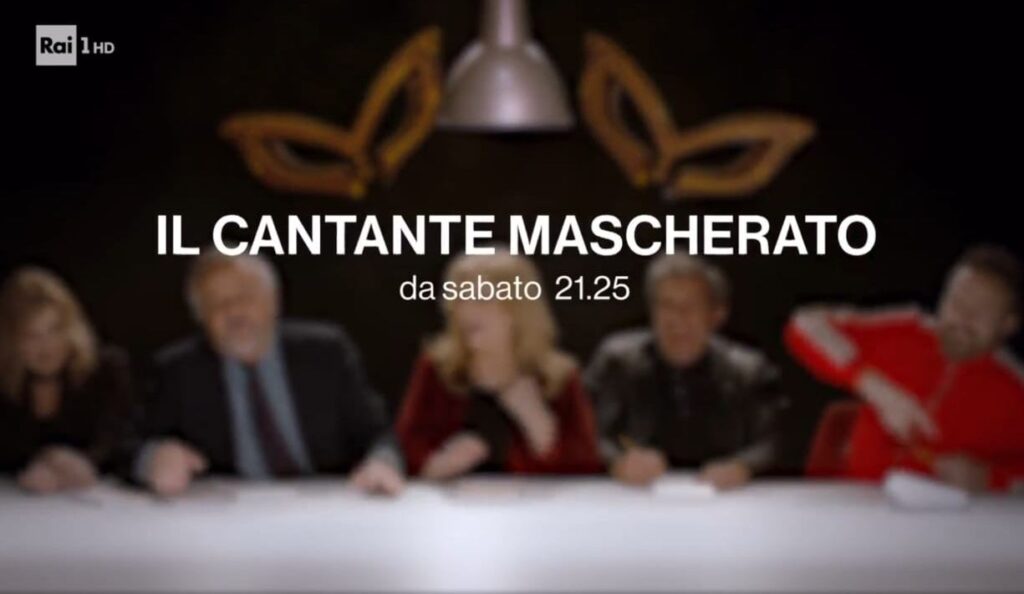 I giudici del programma Il Cantante Mascherato all'interno dello spot promozionale