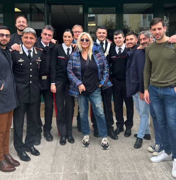Le foto postate dal profilo Instagram di Mara Venier dopo essere stata dai carabinieri