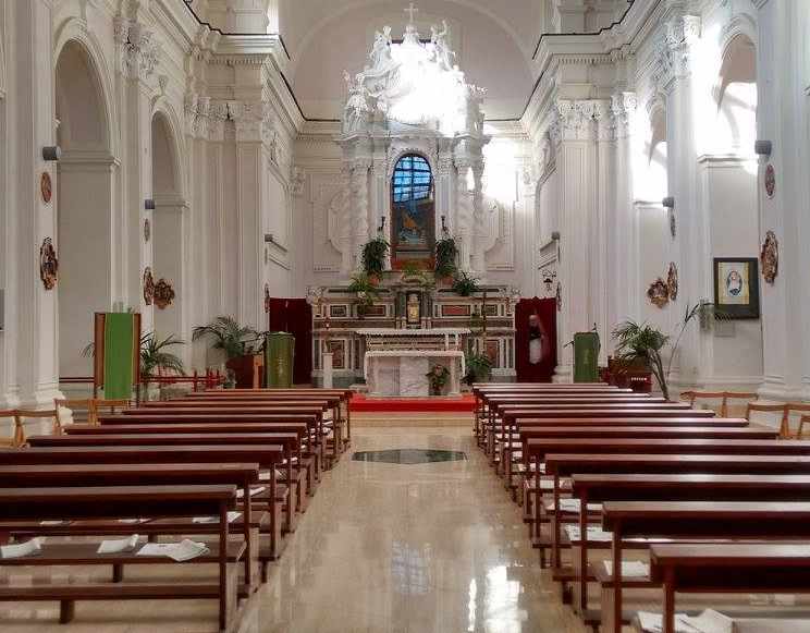 Interno di una chiesa