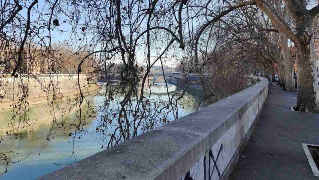 Lungotevere a Roma