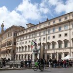 Piazza Colonna, Palazzo Chigi (sede Governo)