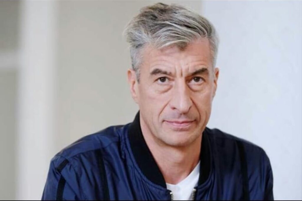 L'artista Maurizio Cattelan