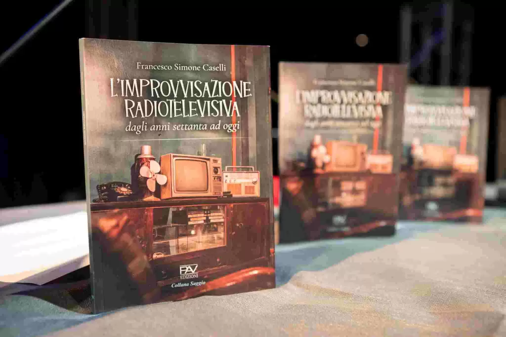 Il libro di Francesco Caselli - L'improvvisazione Radiotelevisiva