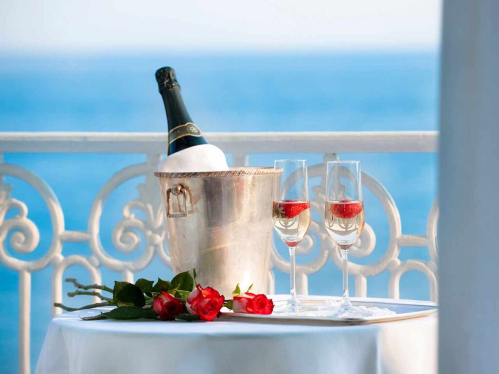 Una bottiglia di champagne presso il Sensi Restaurant ad Amalfi