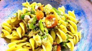 Pasta Eliche con Ricciola